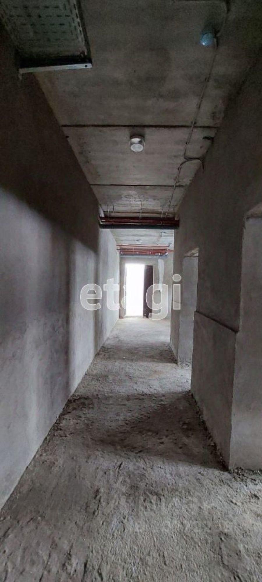 Купить торговое помещение за 5 293 050 рублей на Паровозная улица, 1