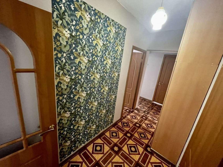 2-комн квартира Советской Армии улица, 107