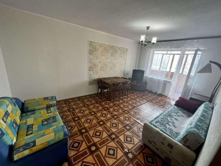 2-комн квартира Советской Армии улица, 107