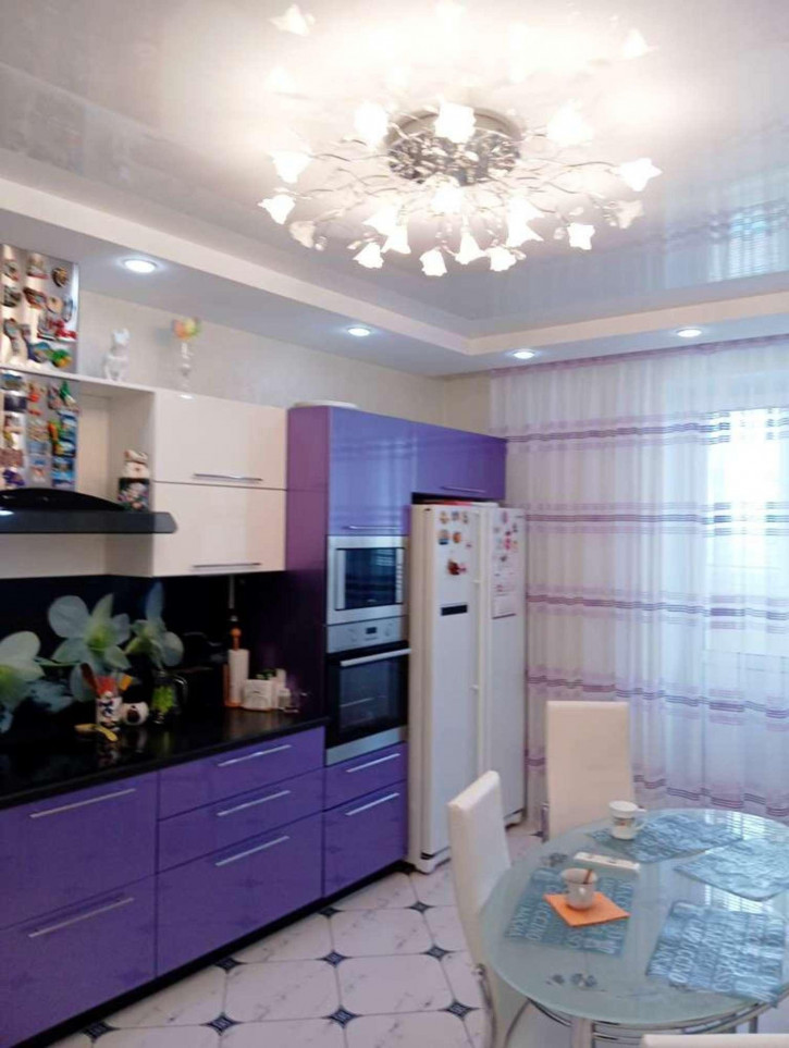 3-комн квартира Советской Армии улица, 203