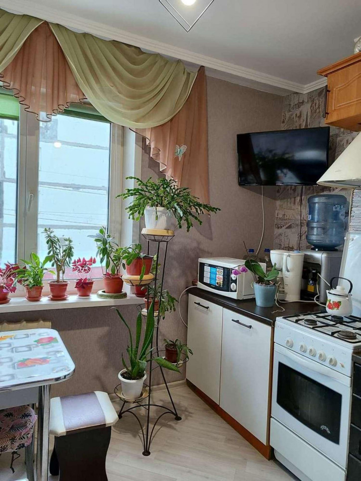 1-комн квартира Победы проспект, 48