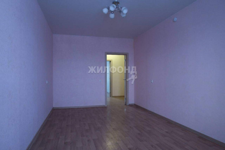 3-комн квартира Титова улица, д.232/1