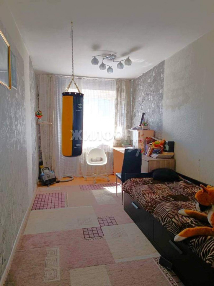 3-комн квартира Красноармейская улица, д.102