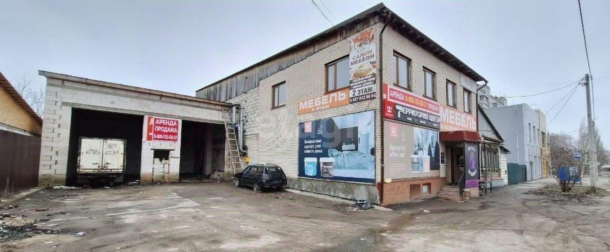 Купить торговое помещение за 14 800 200 рублей на улица Урицкого, 40