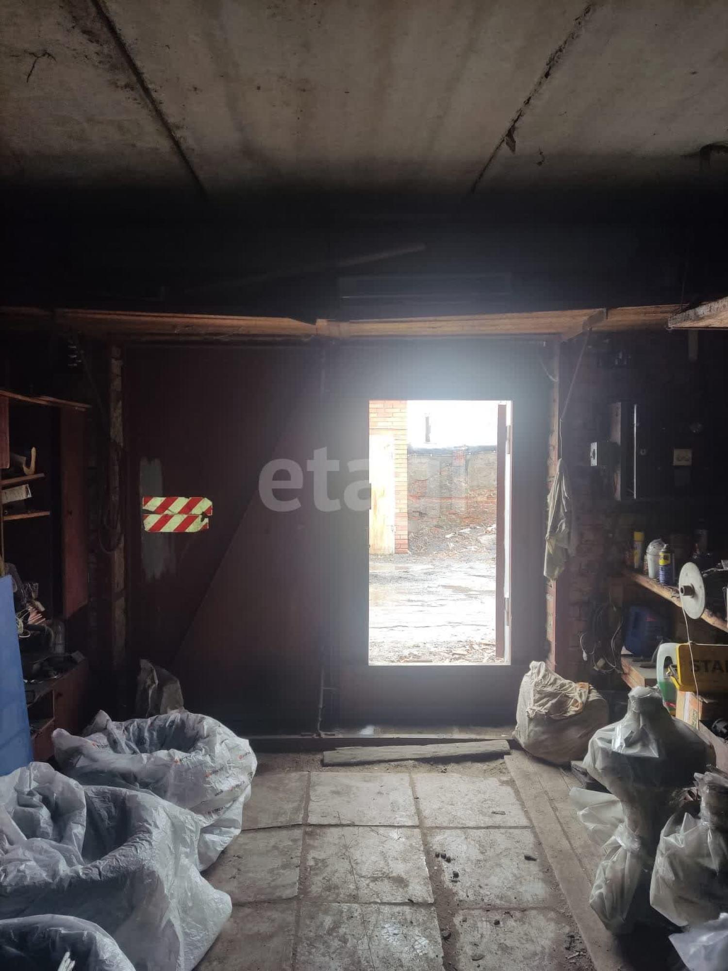 Купить гараж, место в паркинге за 1 350 000 рублей на Завертяева 4а