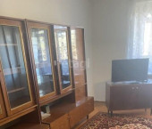 3-комн, 64кв м, этаж 4/5 Максима Горького, 11