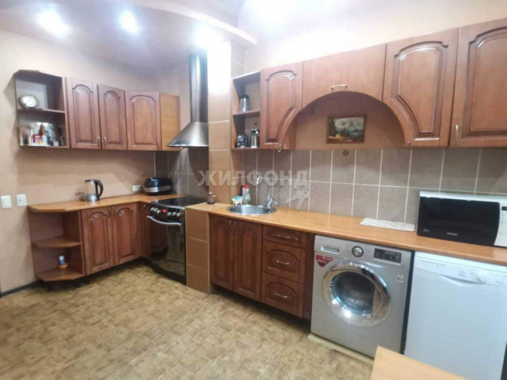 3-комн квартира Набережная Урванцева улица, д.45