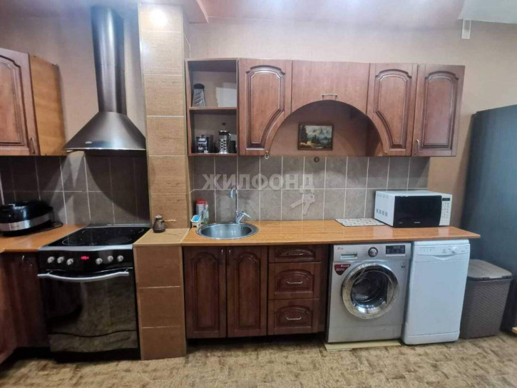 3-комн квартира Набережная Урванцева улица, д.45