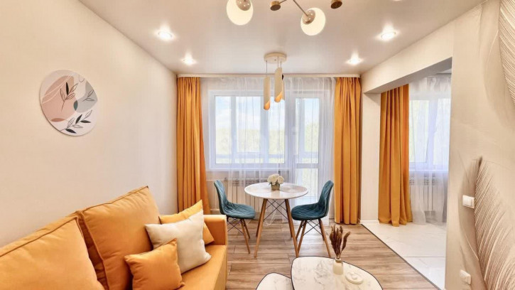 2-комн квартира Завертяева, 23