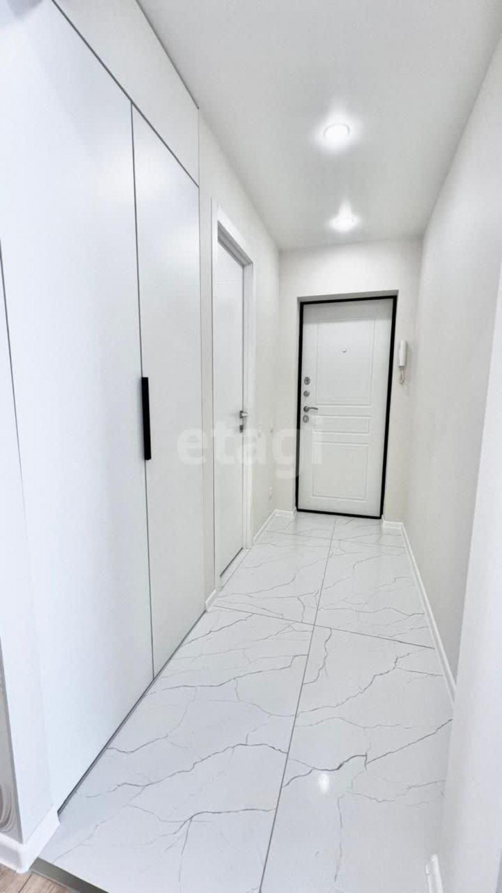 2-комн квартира Завертяева, 23