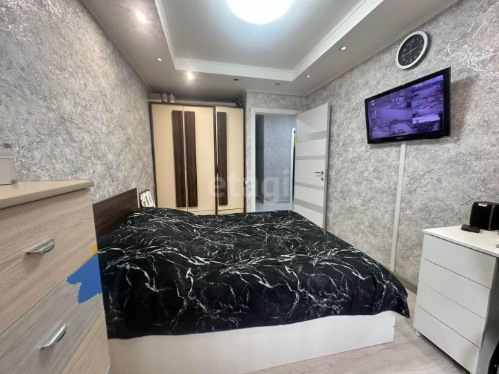 2-комн квартира Спорта, 91
