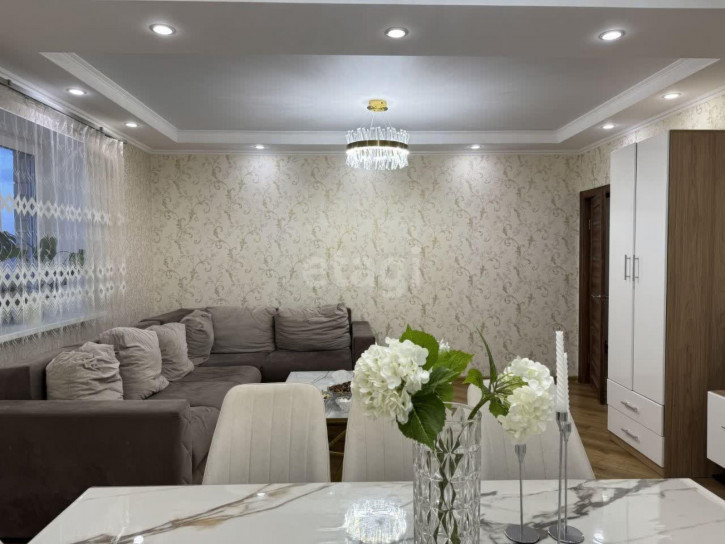 2-комн квартира Дружбы, 73/1