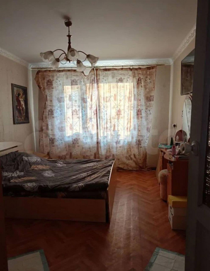 3-комн квартира Лесной мкр., 2