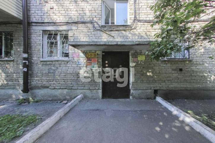 3-комн квартира Курская, 3