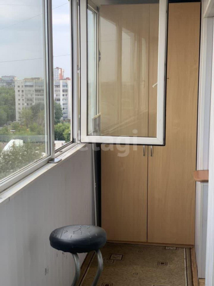 2-комн квартира Максима Горького, 10