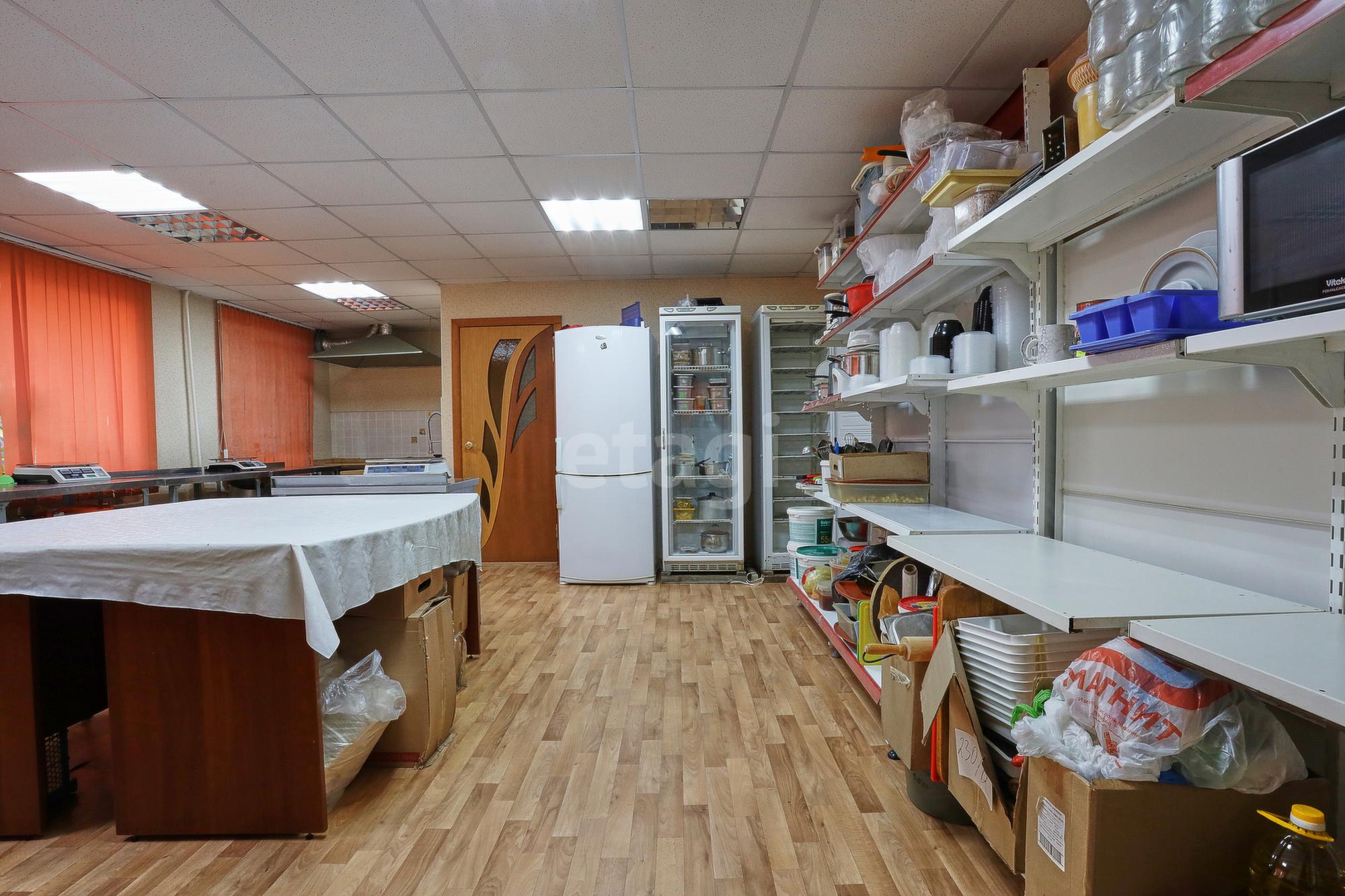Купить офис, помещение под офис за 3 500 000 рублей на Энгельс