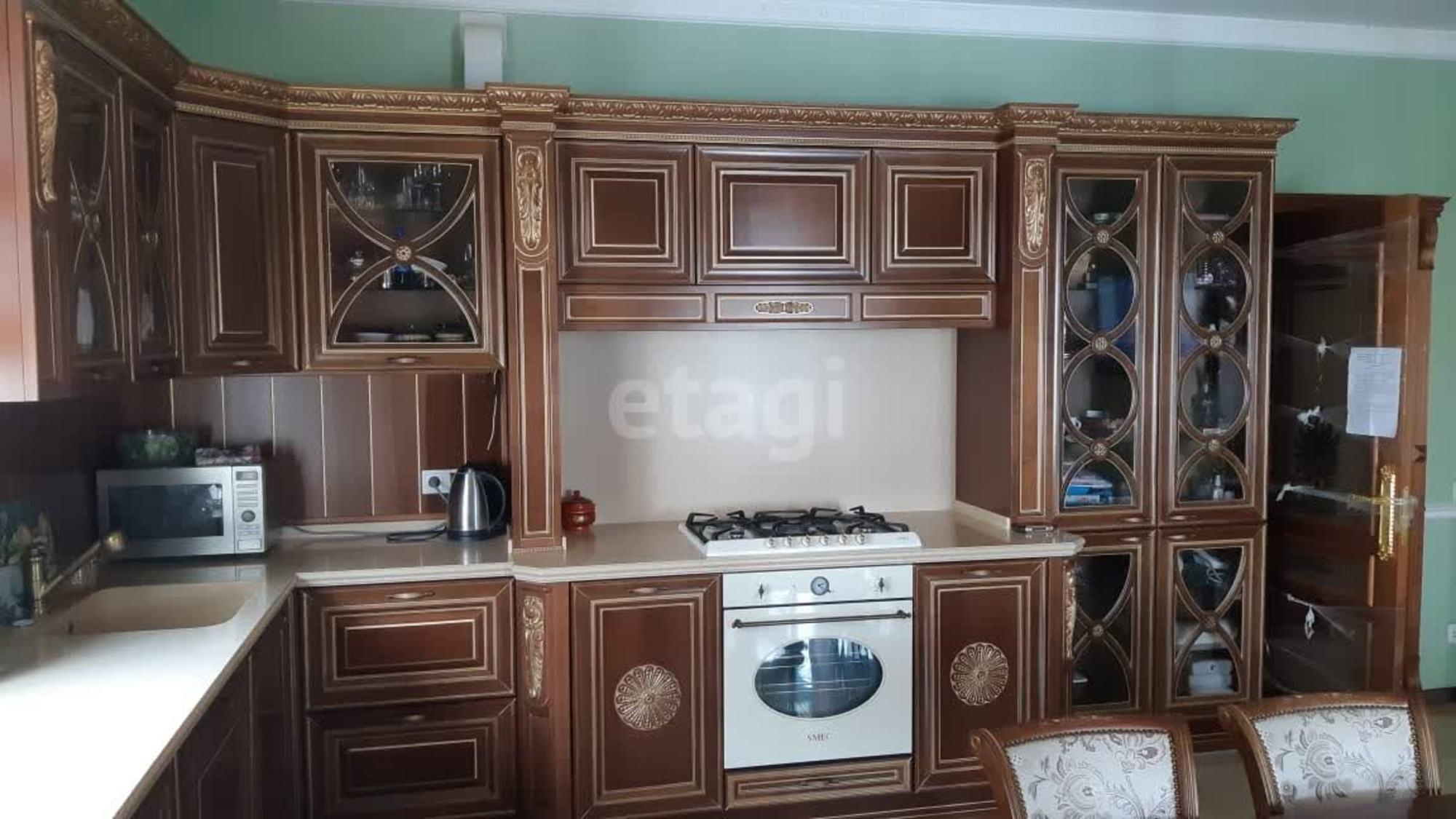 Купить дачу, дом, коттедж за 24 000 000 рублей на Набережная улица