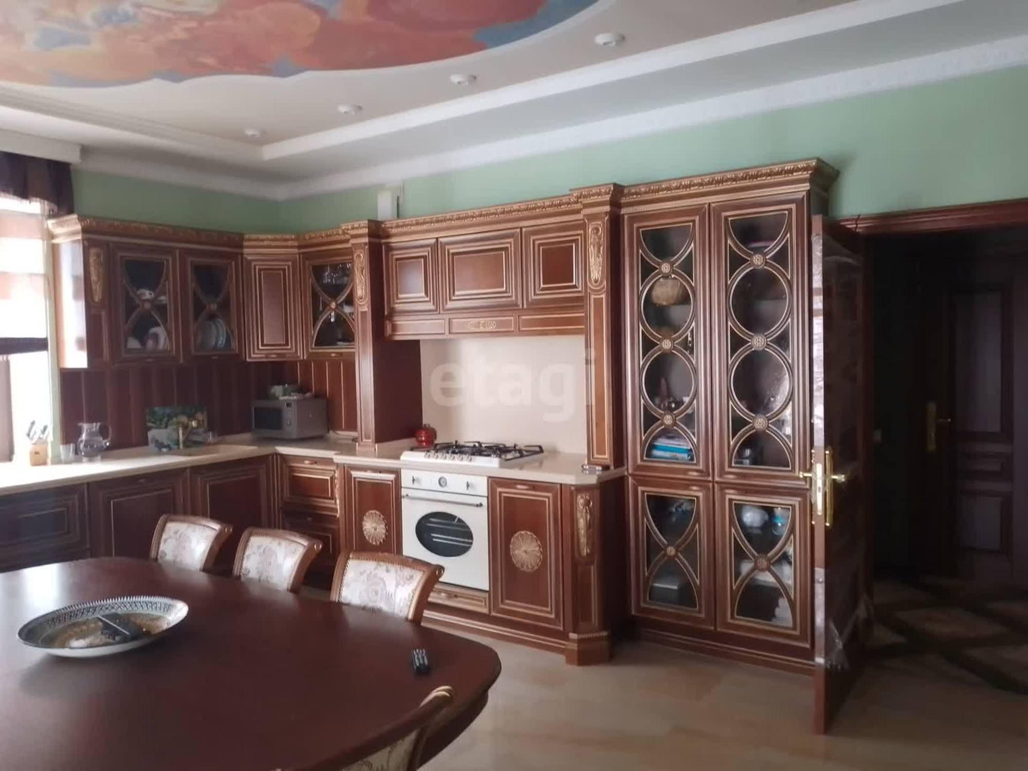 Купить дачу, дом, коттедж за 24 000 000 рублей на Набережная улица