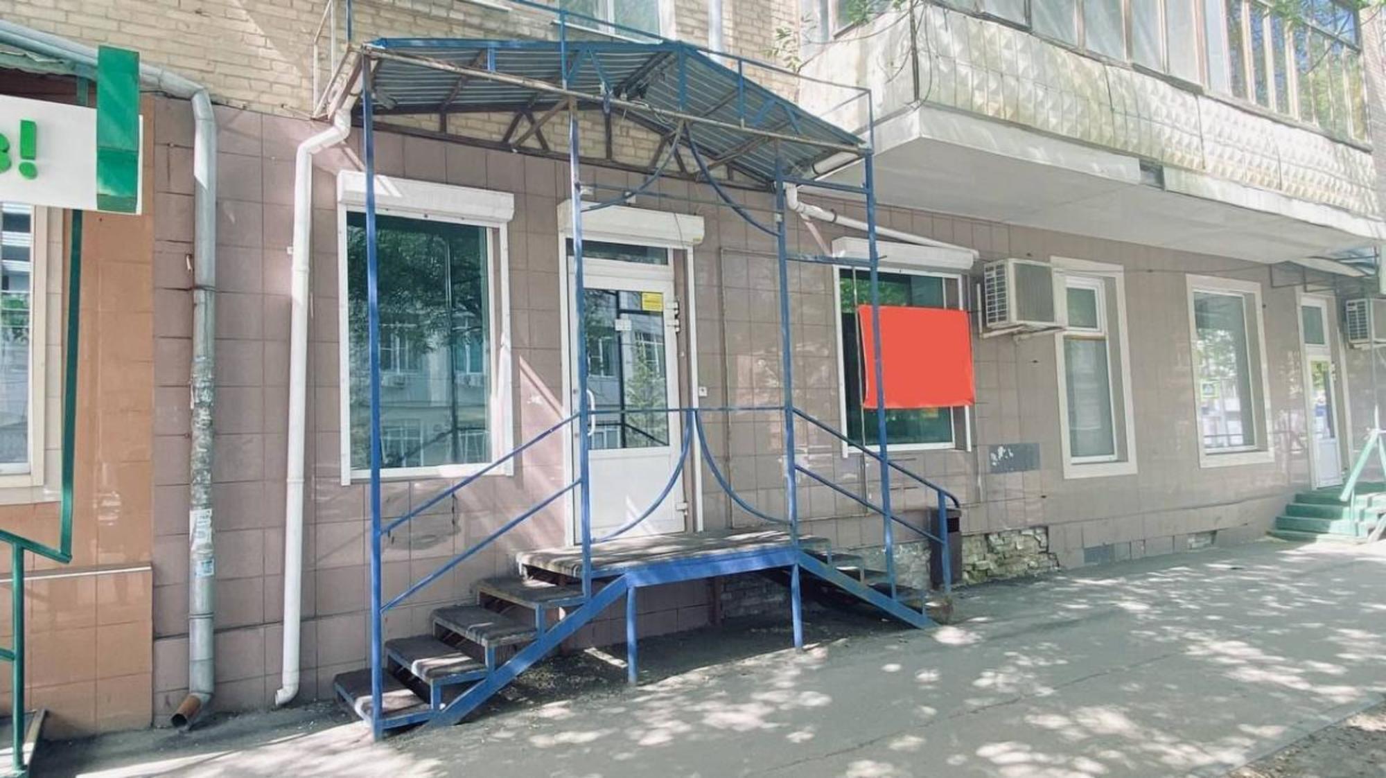 Купить офис, помещение под офис за 10 000 000 рублей на ул им Чернышевского Н.Г., 189