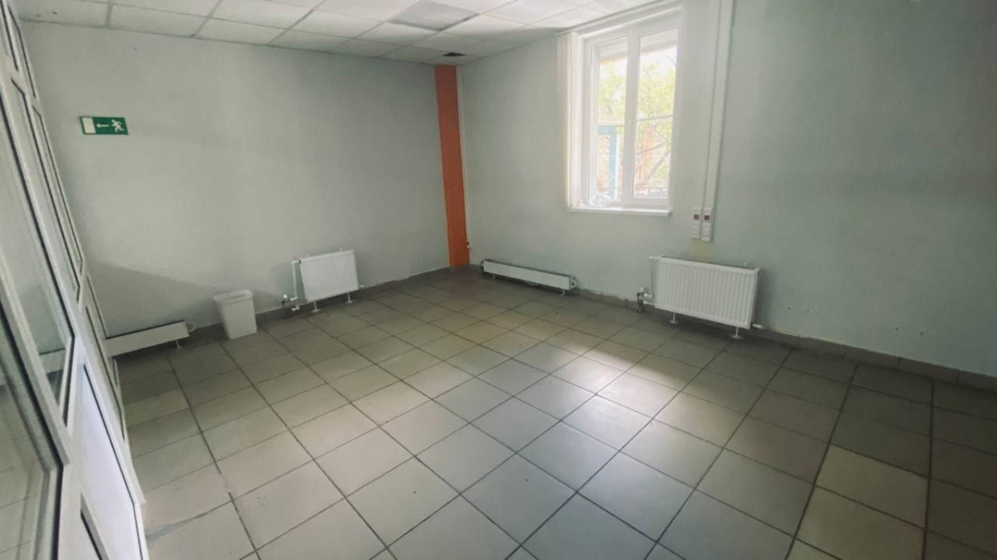 Сдать офис, помещение под офис за 313 290 рублей на ул им Слонова И.А., 1