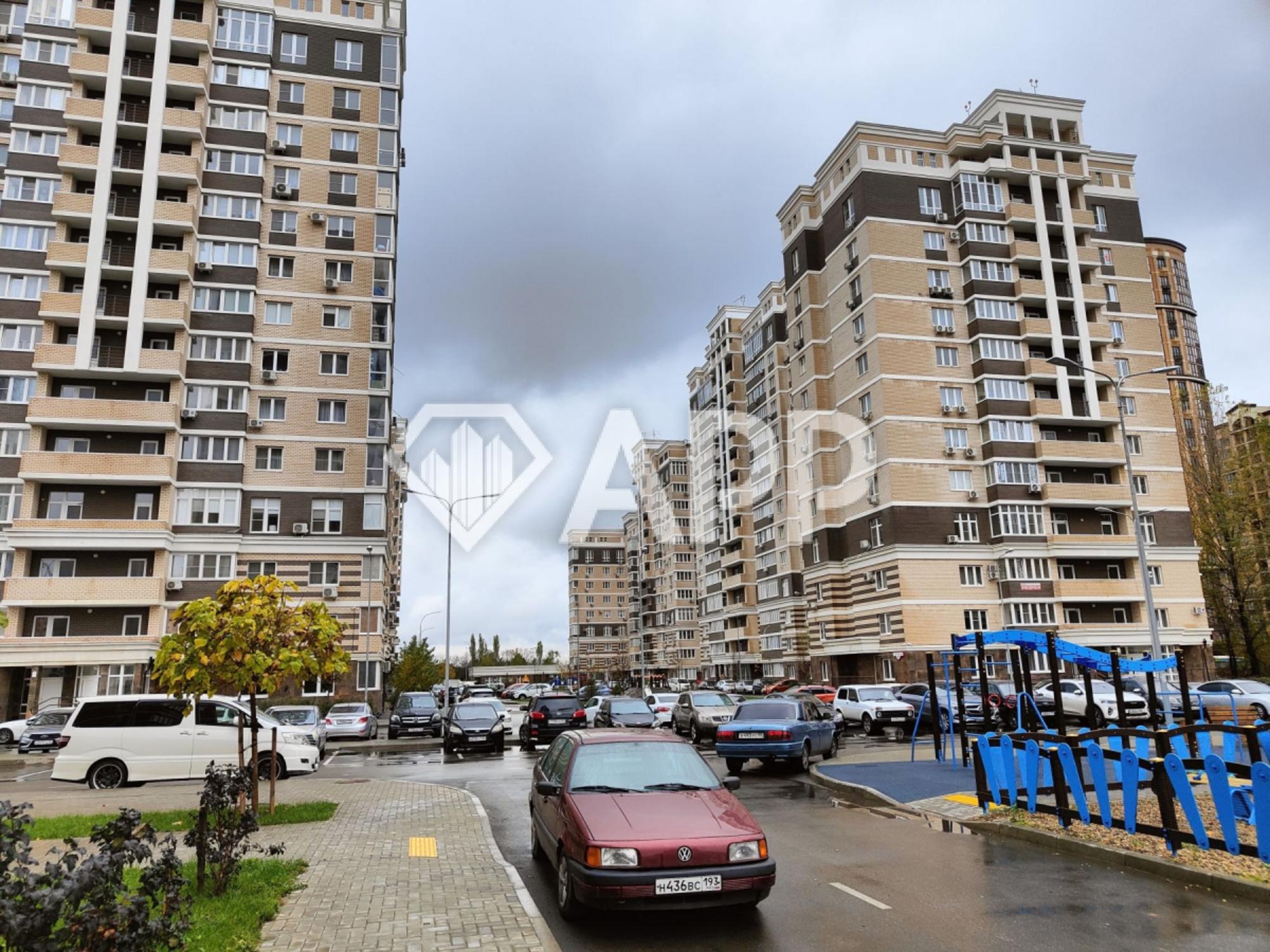 Купить торговое помещение за 13 363 000 рублей на ул Конгрессная, 17