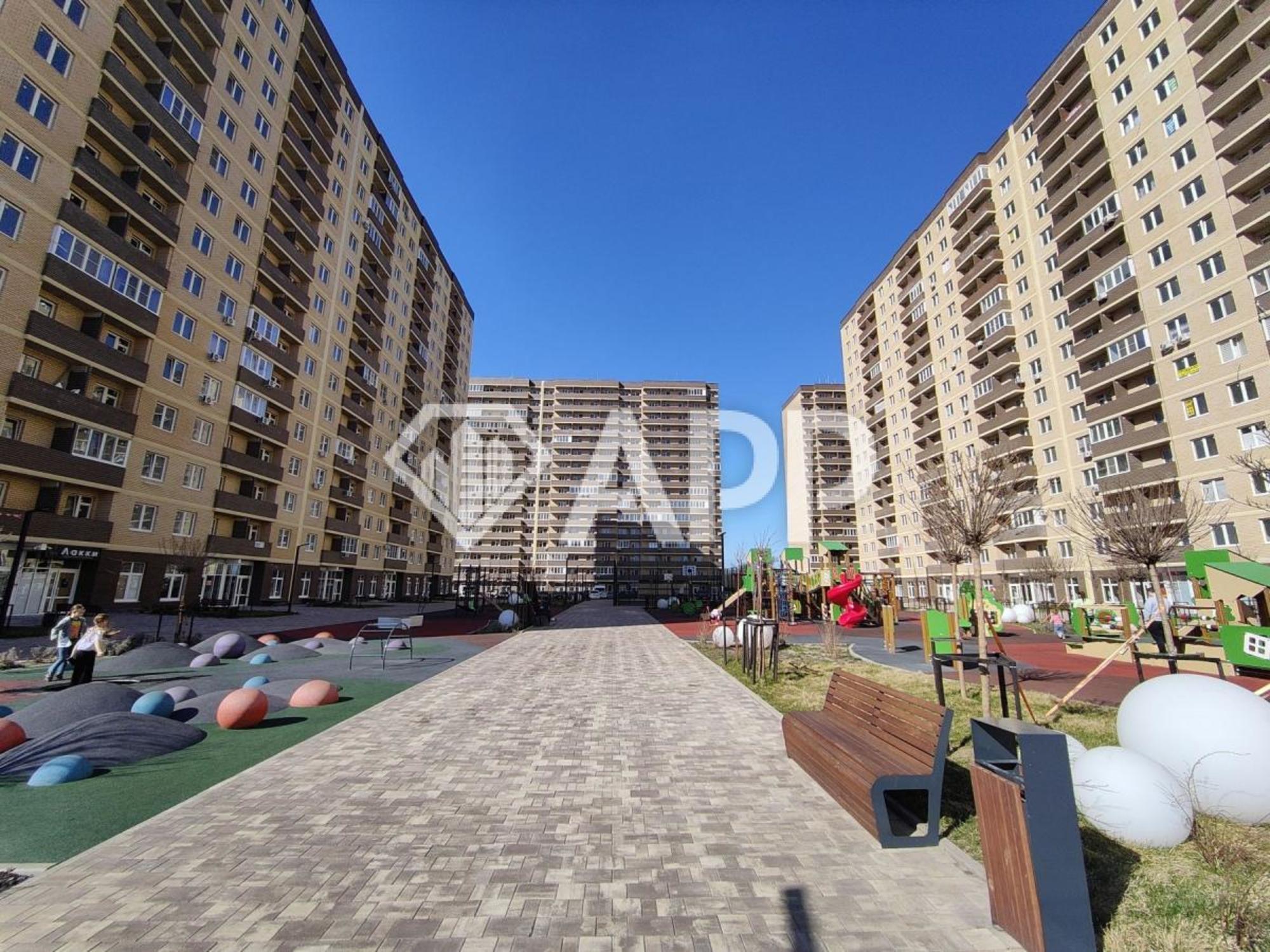 Купить торговое помещение за 6 534 000 рублей на ул им. лётчика Позднякова, 2