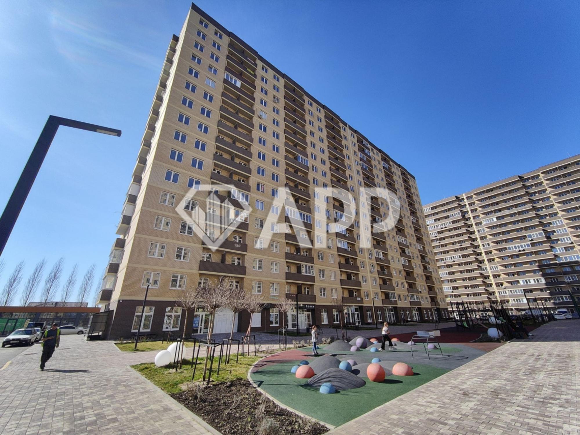 Купить торговое помещение за 6 534 000 рублей на ул им. лётчика Позднякова, 2