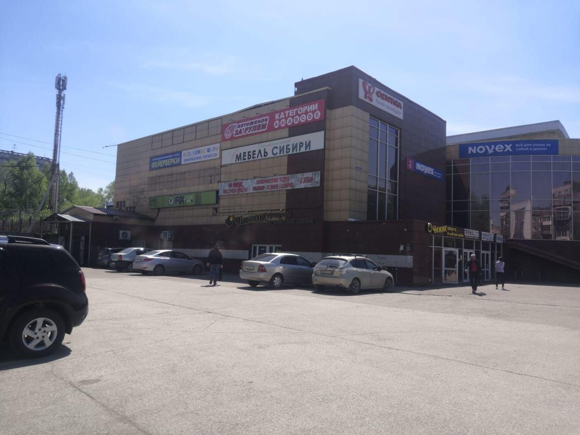 Сдать торговое помещение за 358 500 рублей на Кемеровская обл., г.Новокузнецк,  Тореза 95Б