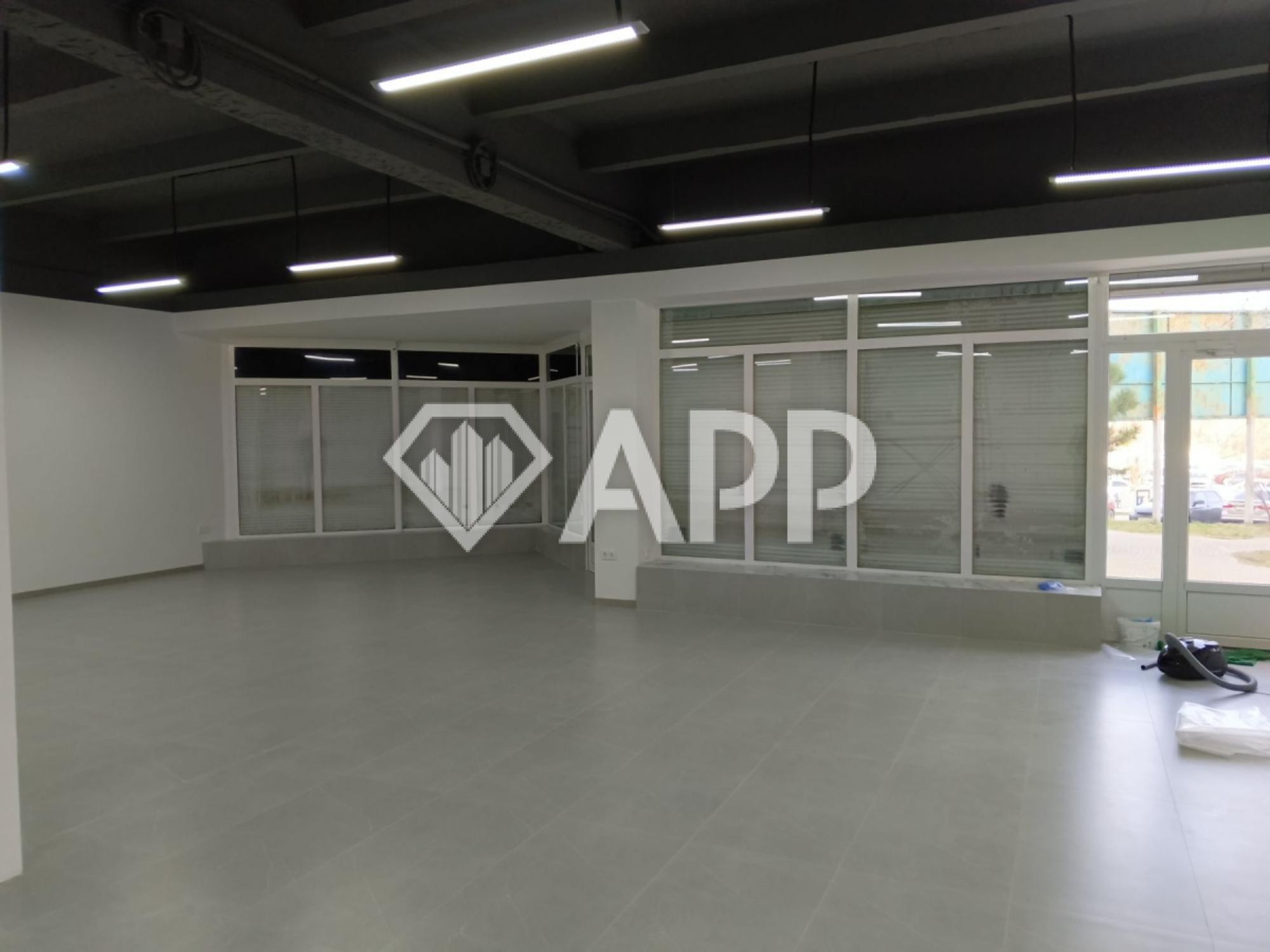 Сдать торговое помещение за 173 000 рублей на пр-кт Дзержинского, 185