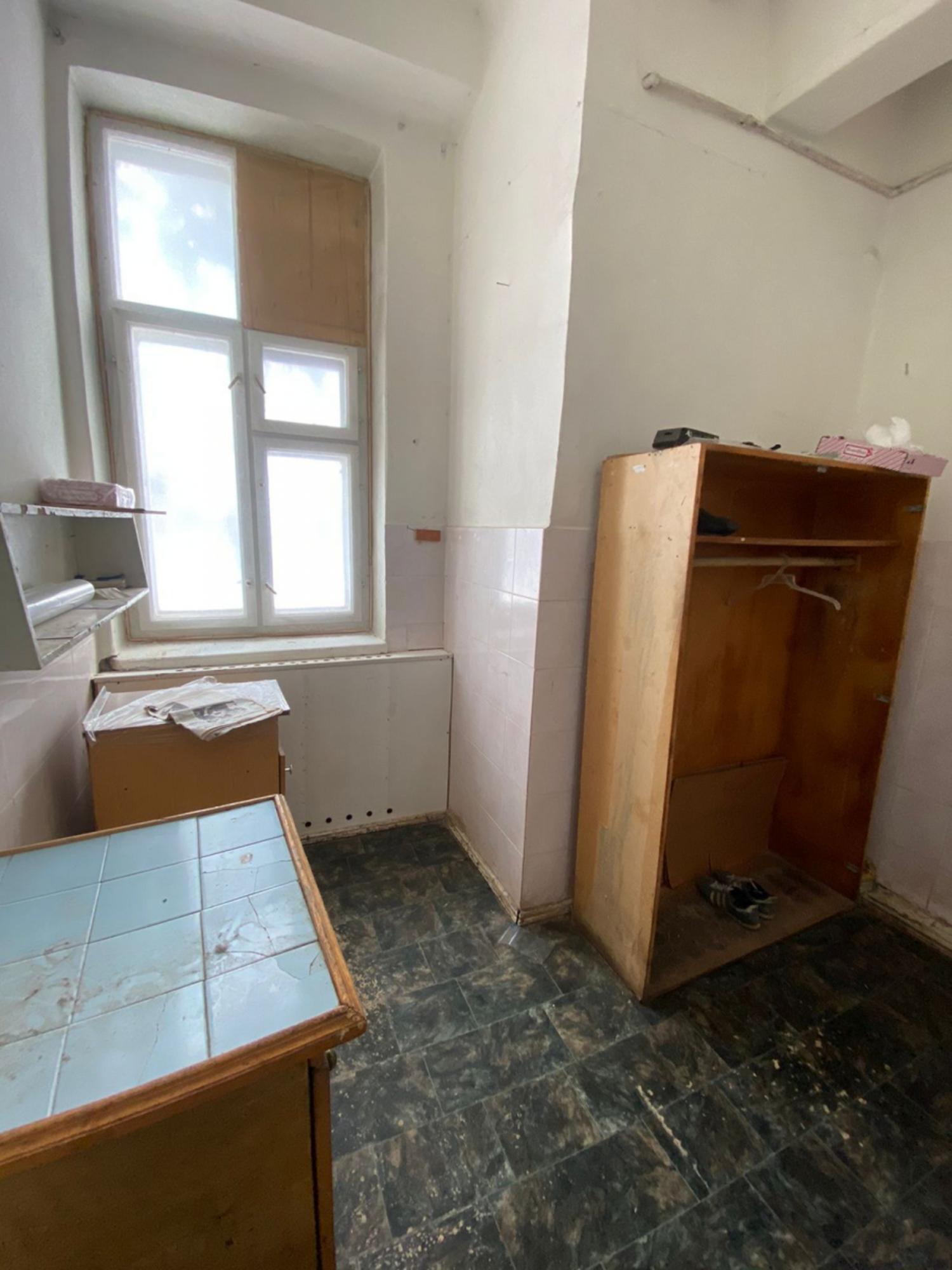Сдать производственную площадь за 180 000 рублей на ул Липатова, 1