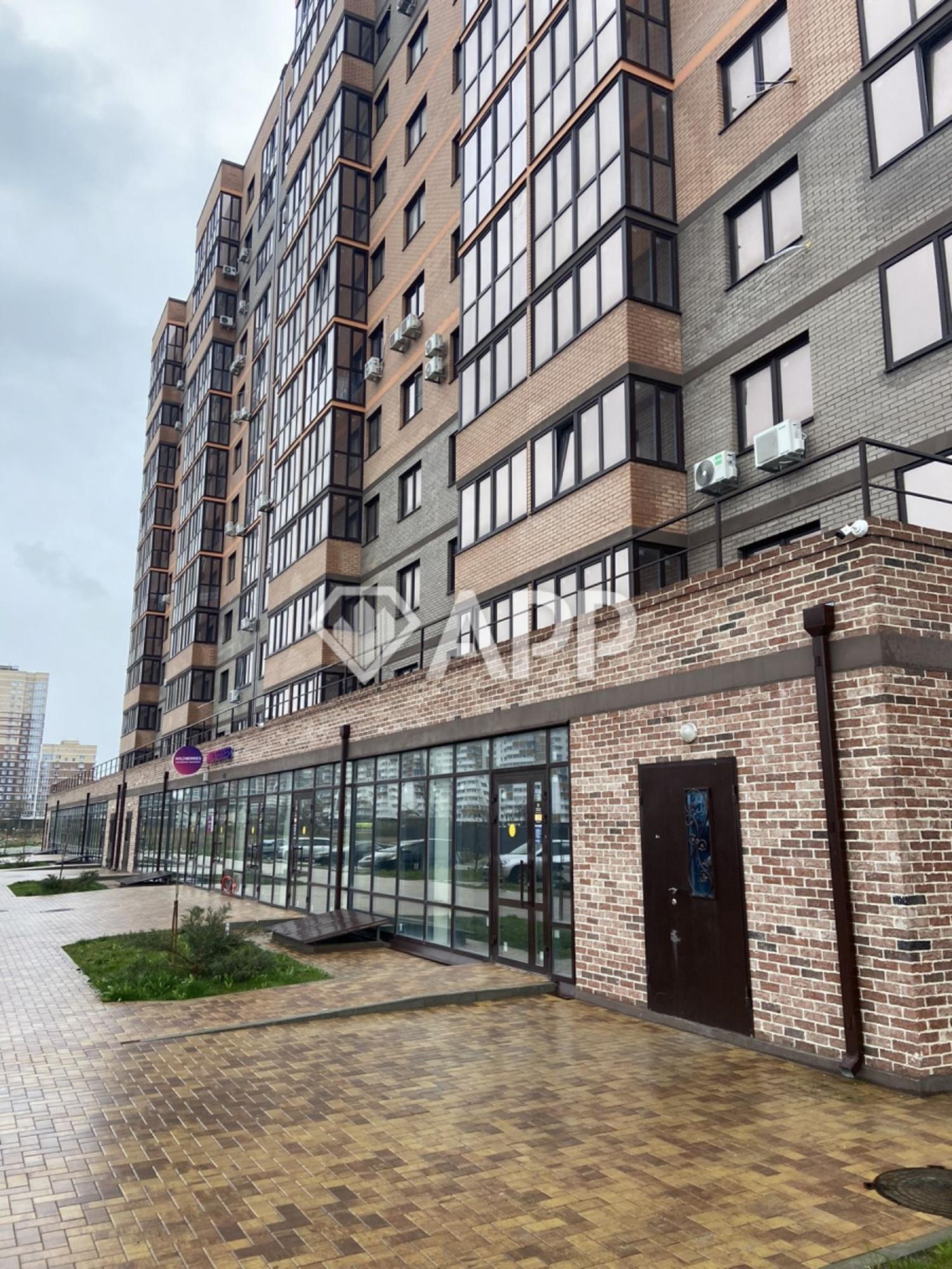 Купить помещение свободного назначения за 20 384 000 рублей на ул Удалова, 10