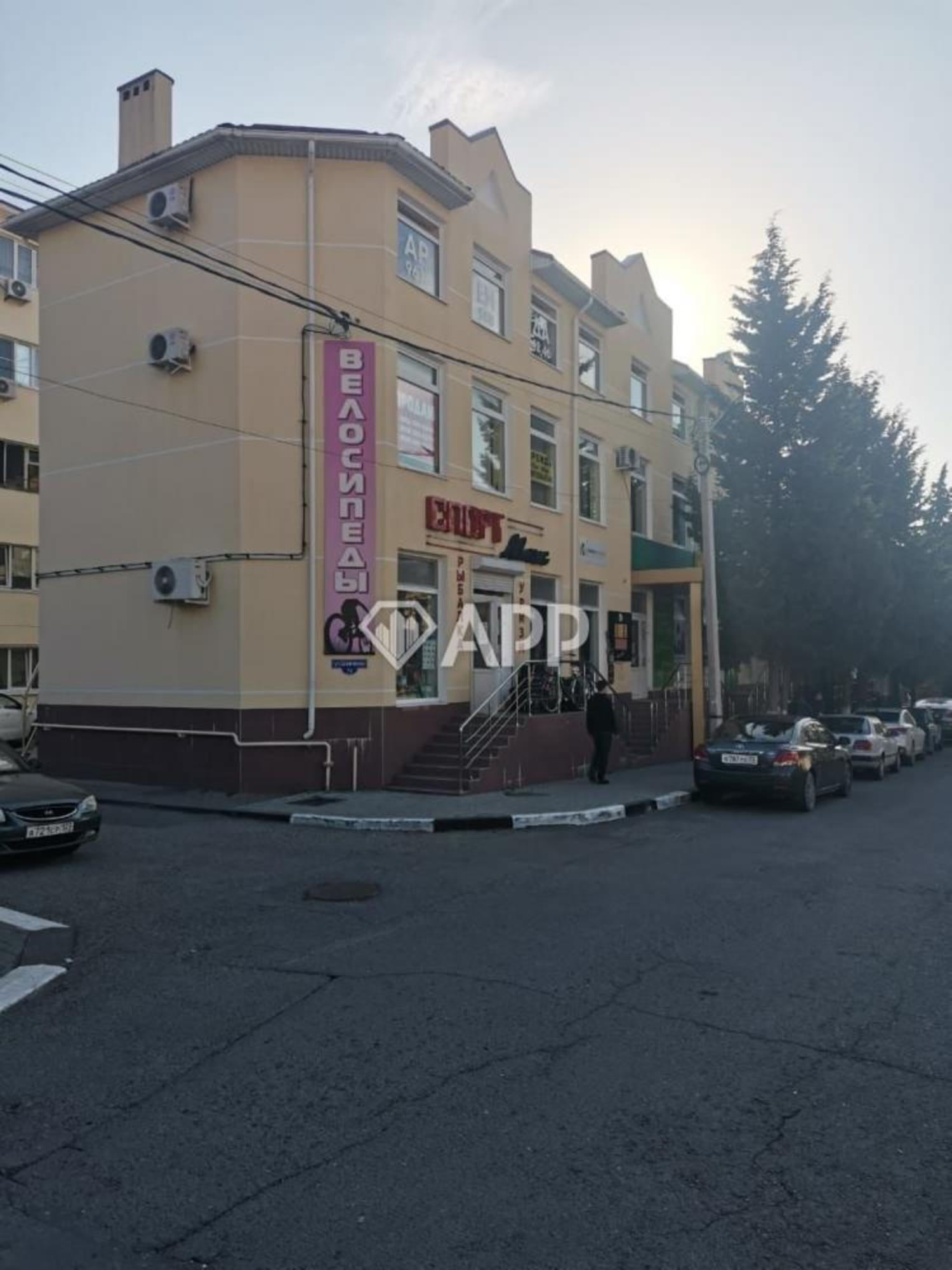 Купить помещение свободного назначения за 100 000 000 рублей на улица Шевченко