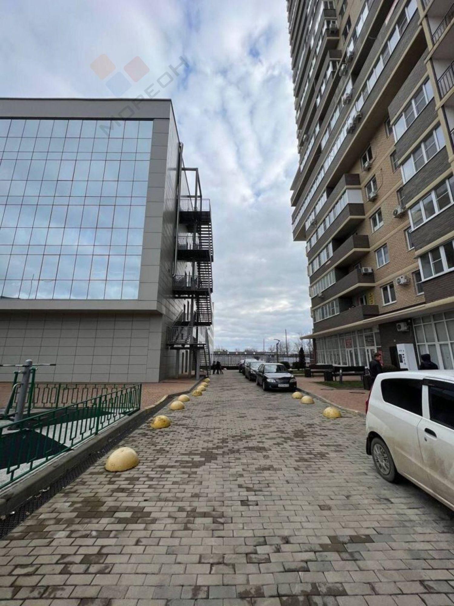 Купить квартиру за 7 000 000 рублей на Бородинская ул, 156/2