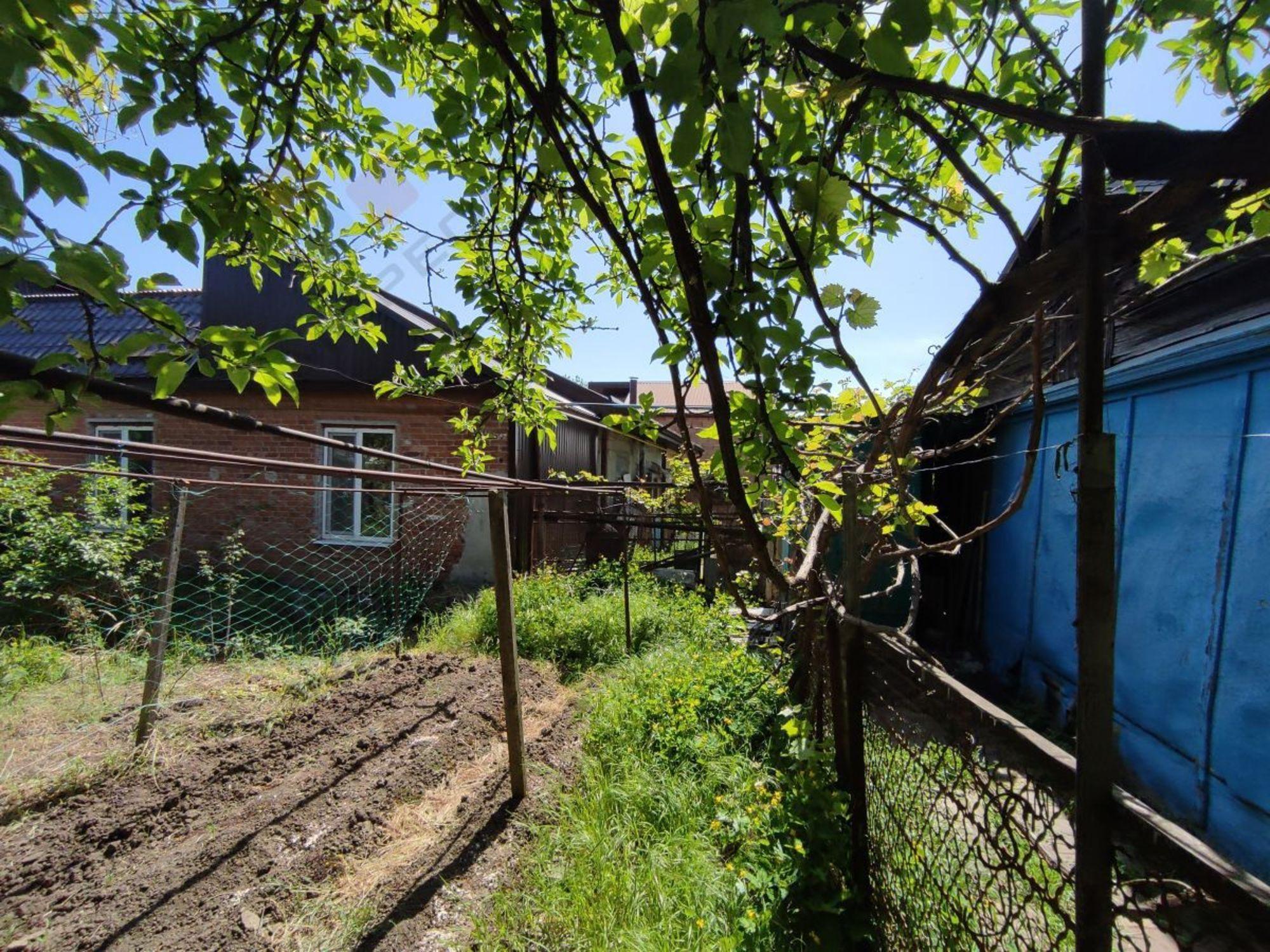 Купить дачу, дом, коттедж за 21 650 000 рублей на Березанская ул, 66