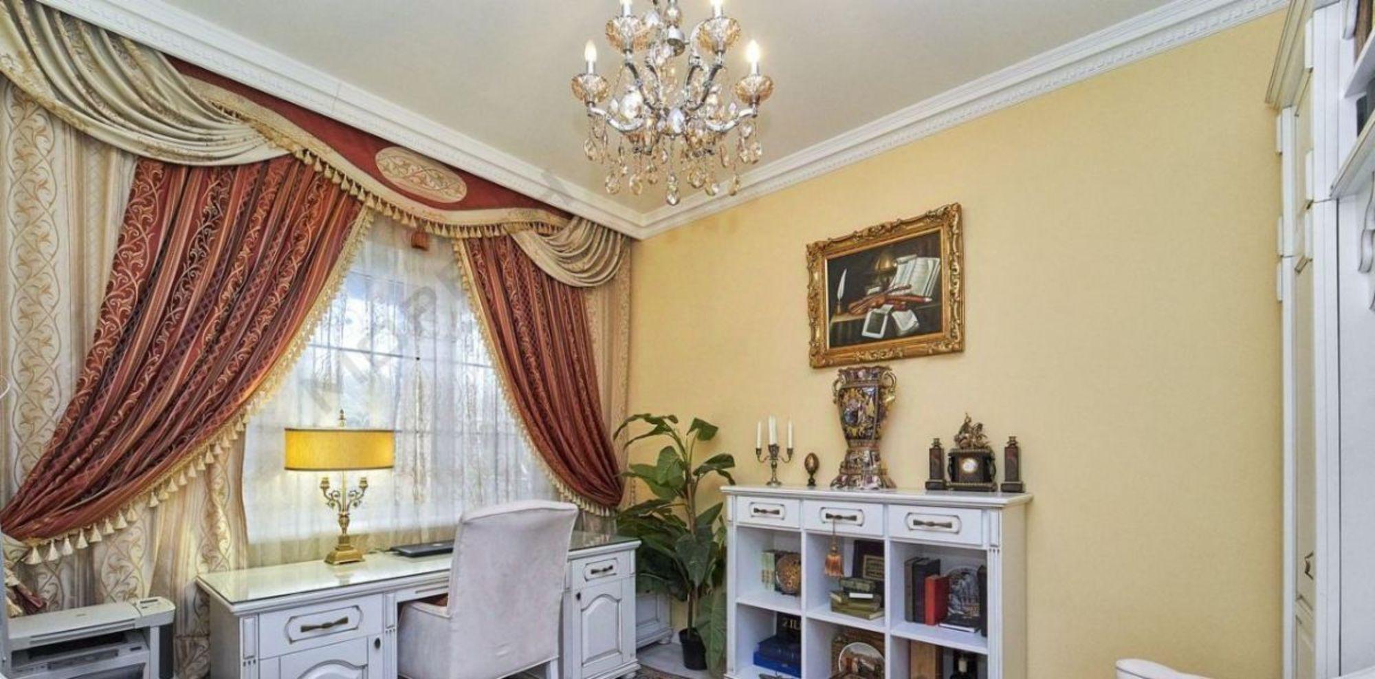 Купить дачу, дом, коттедж за 69 900 000 рублей на Александровская ул, 43