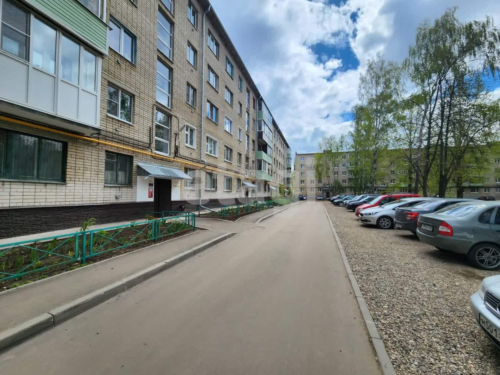 Купить квартиру за 2 500 000 рублей на Голубкова, 14
