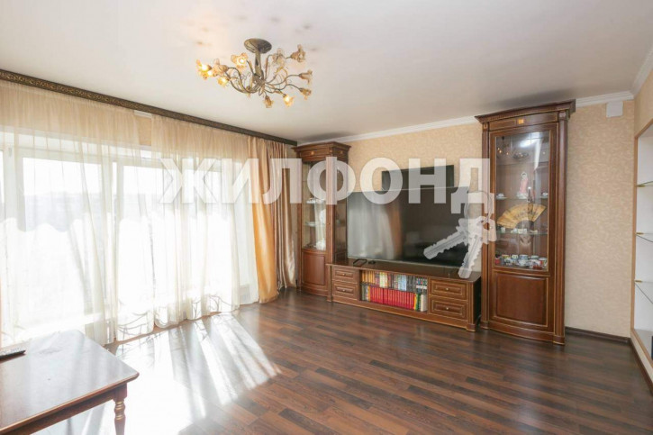 4-комн квартира Павловского улица, д.5