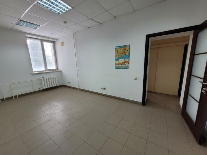 Офис ул 22 Партсъезда, 182