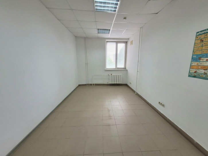 Офис ул 22 Партсъезда, 182