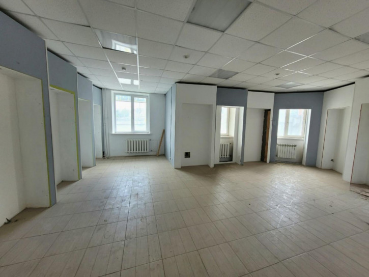 Офис ул 22 Партсъезда, 182