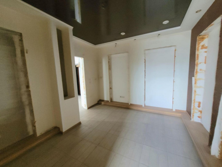 Офис ул 22 Партсъезда, 182