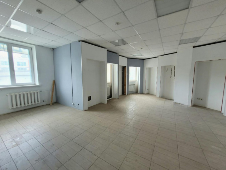 Офис ул 22 Партсъезда, 182