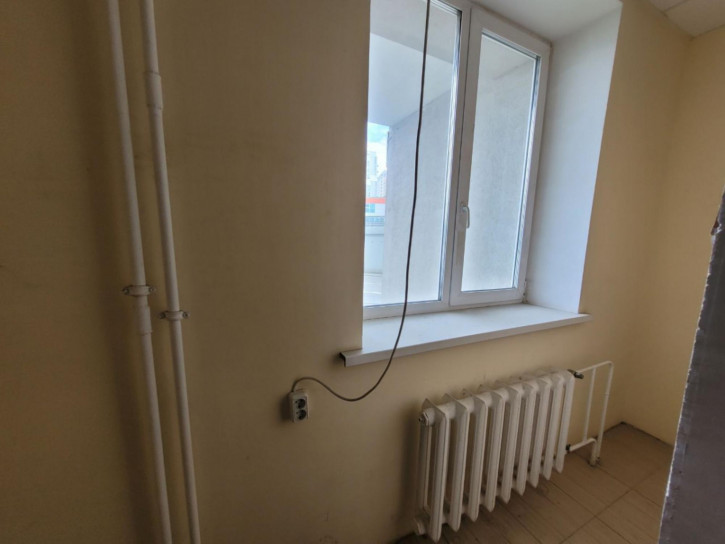 Офис ул 22 Партсъезда, 182