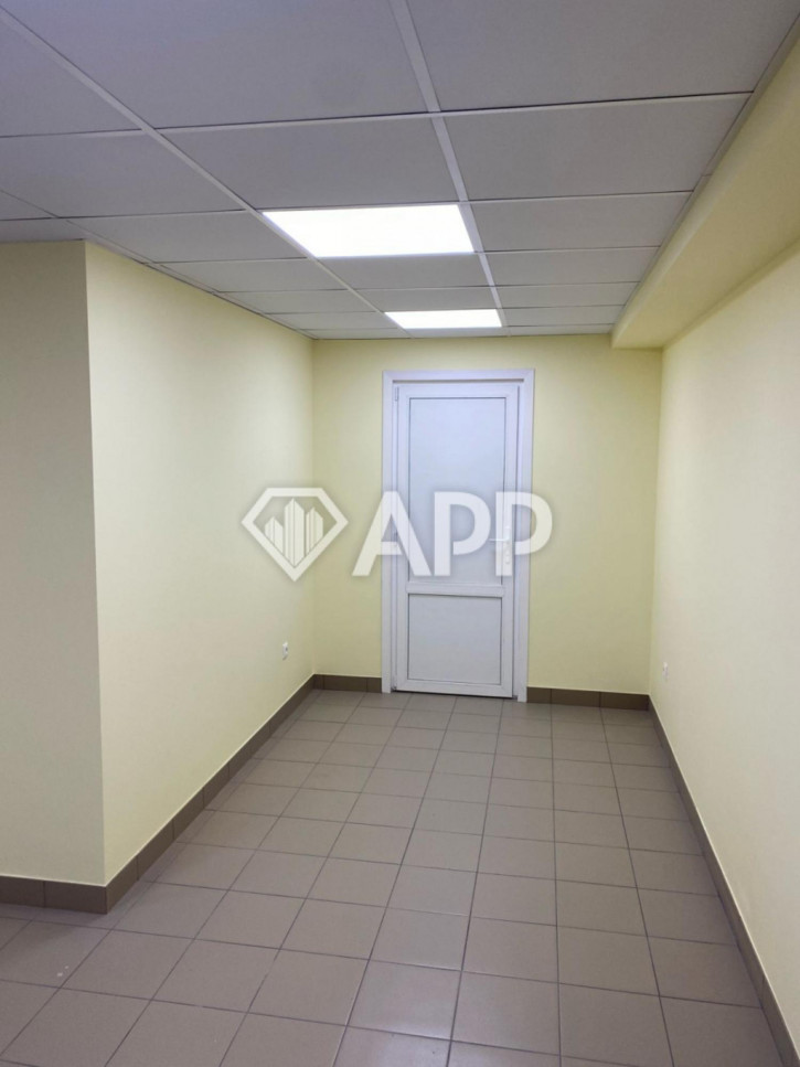 Торговое помещение ул Новороссийская, 75