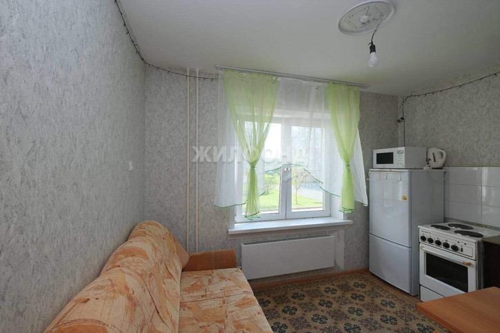 1-комн квартира Титова улица, д.266