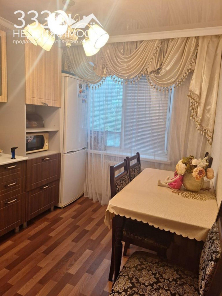 2-комн квартира Генерала Дзусова ул, 21