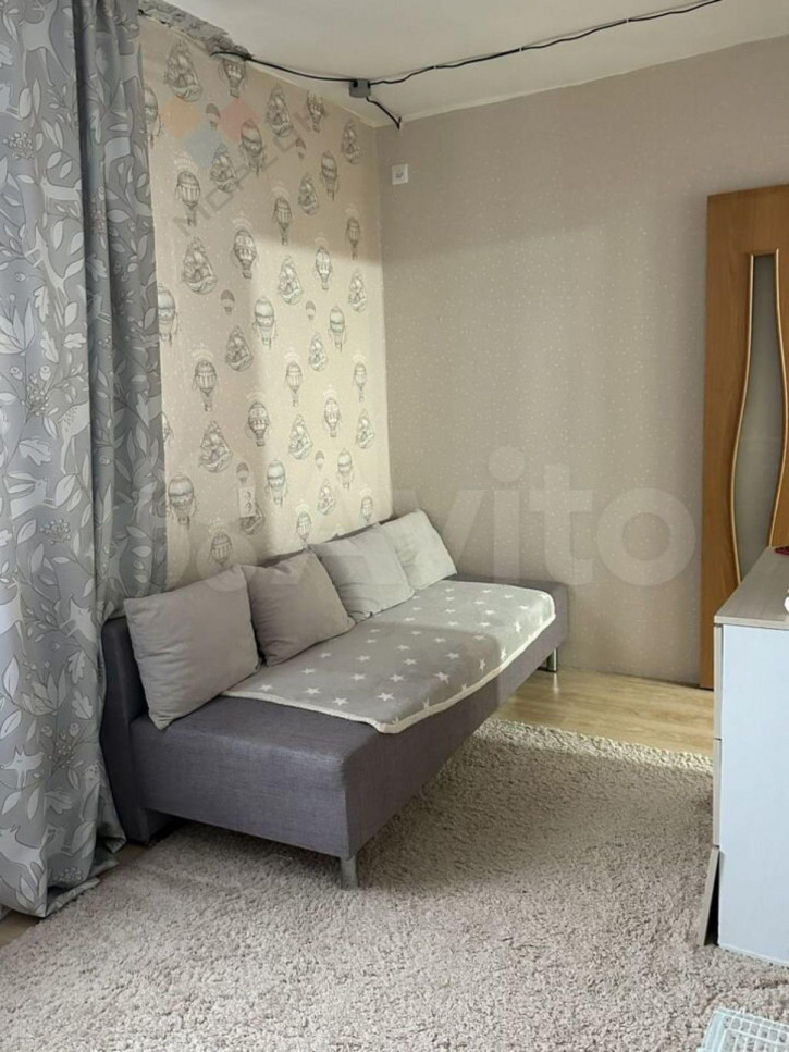 2-комн квартира Дзержинского ул, 32/1