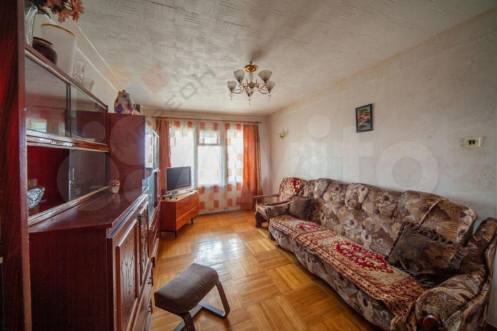 3-комн квартира Гидростроителей ул, 39