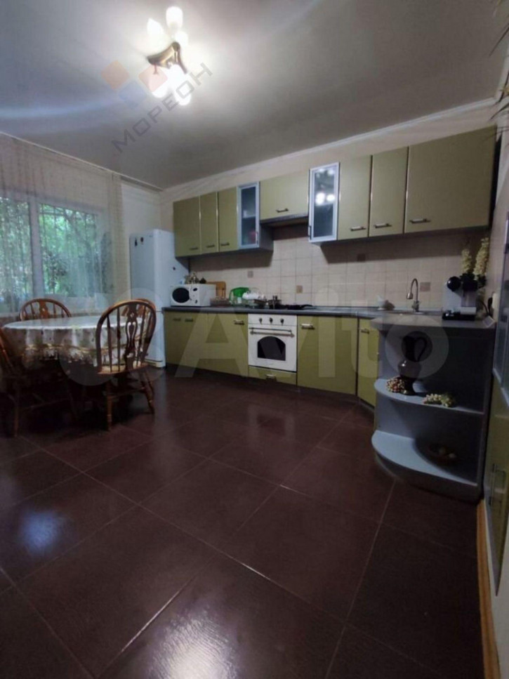 4-комн квартира Красных Партизан ул, 73