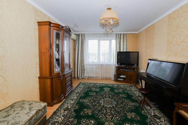 3-комн квартира Красных Партизан ул, 4/4